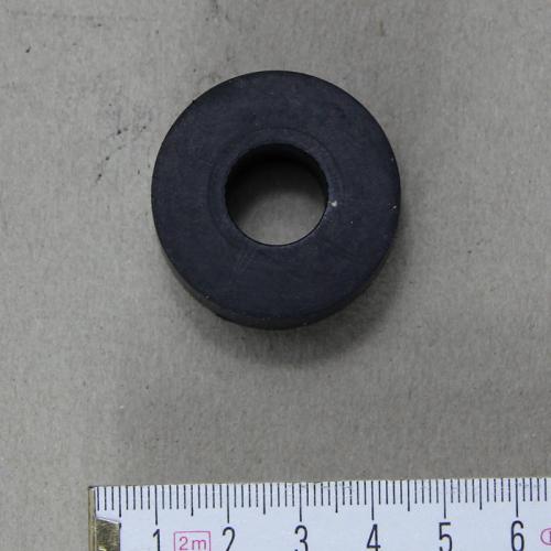 Artikelbild des Artikels “Stoßdämpfer vorn, Gummi, unter Deckel “