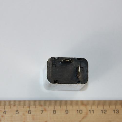 Artikelbild des Artikels “Warnblinkgeber, 2-polig, eckig (9FL) “