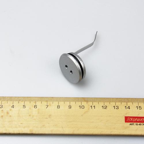Product image of the product “Wheel Cover Lock, Cap, with O Ring, curved ”
