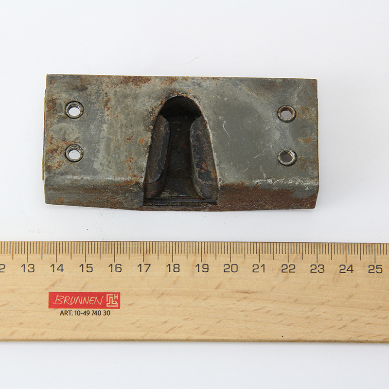 Product image 1 of the product “Dove Tail, Used ”