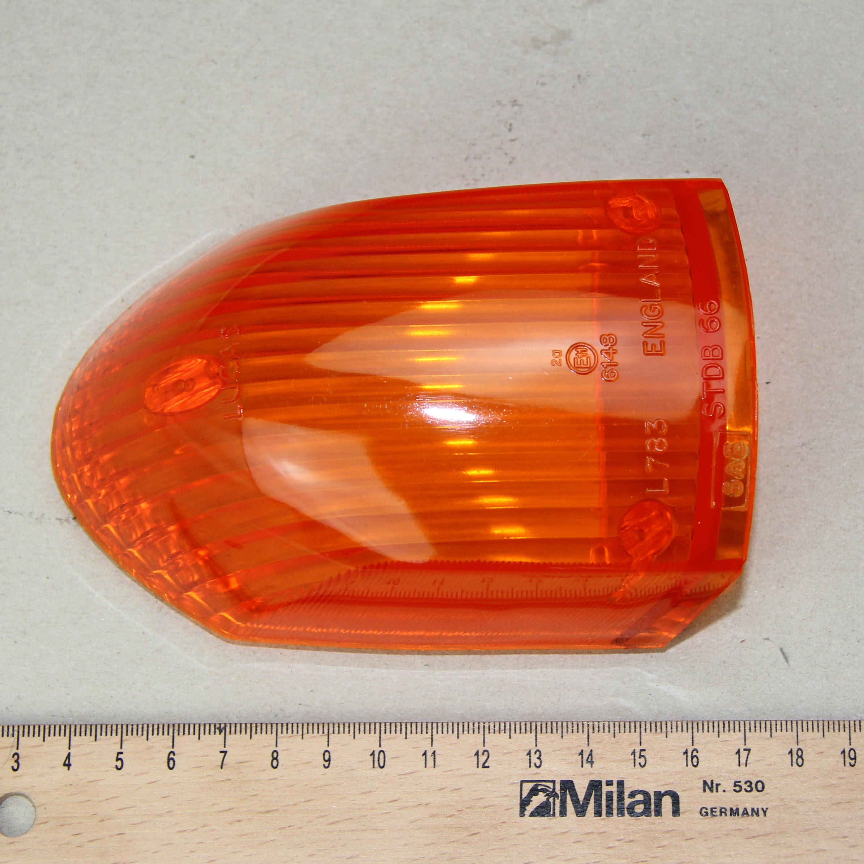 Artikelbild 1 des Artikels “Rückleuchte, Blinker, Glas gelb “