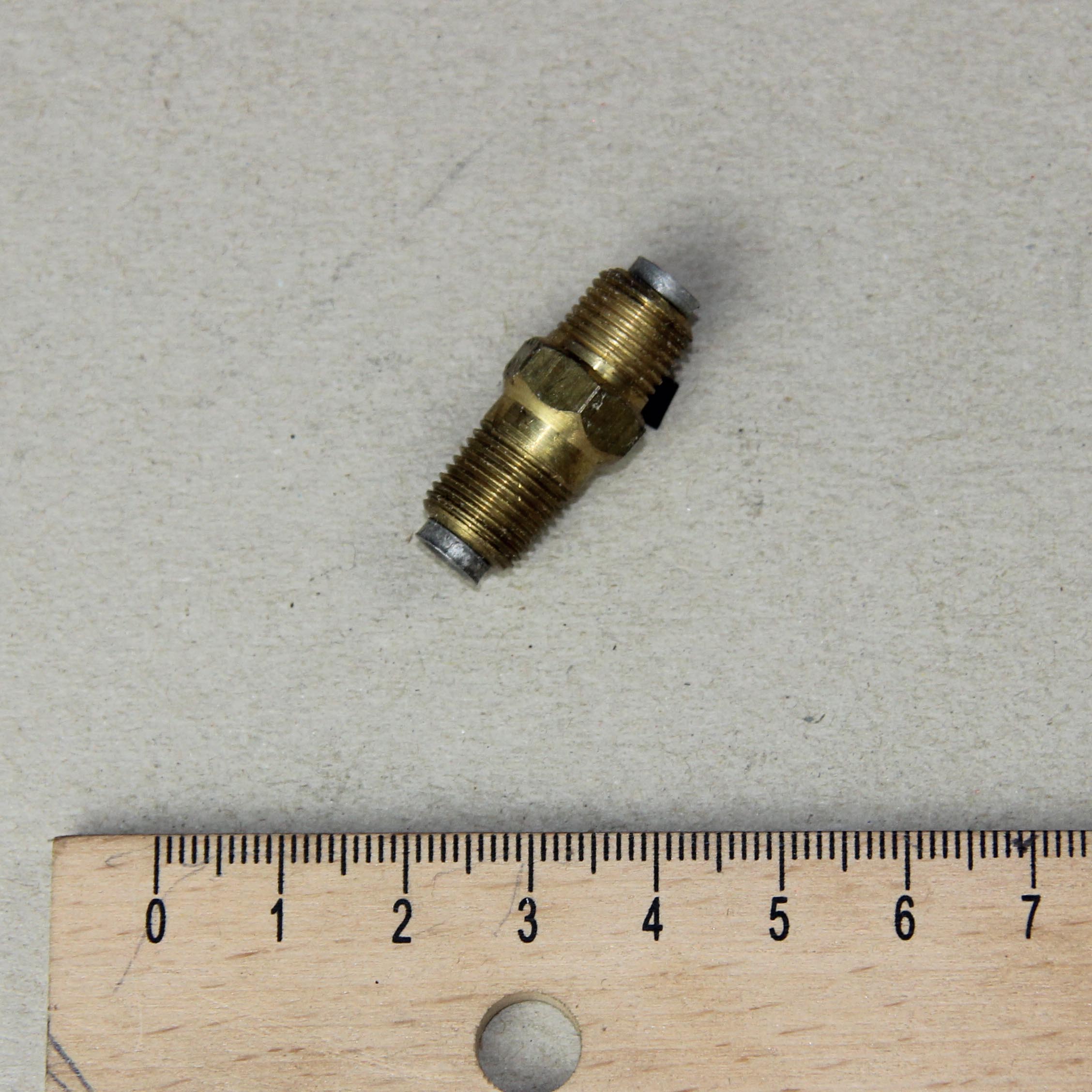 Artikelbild 1 des Artikels “Zentralschmierung, Lenkhebel oder Ausrücklager, Adapter mit Reduzierung “