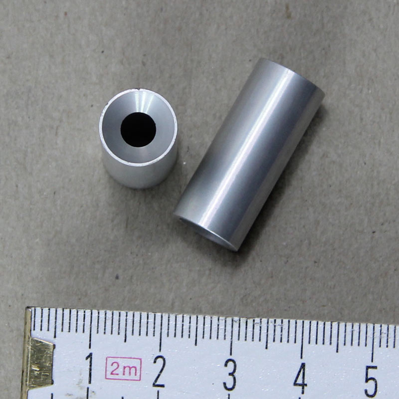 Artikelbild 1 des Artikels “Abstandhalter, Blende, Scheinwerfer “