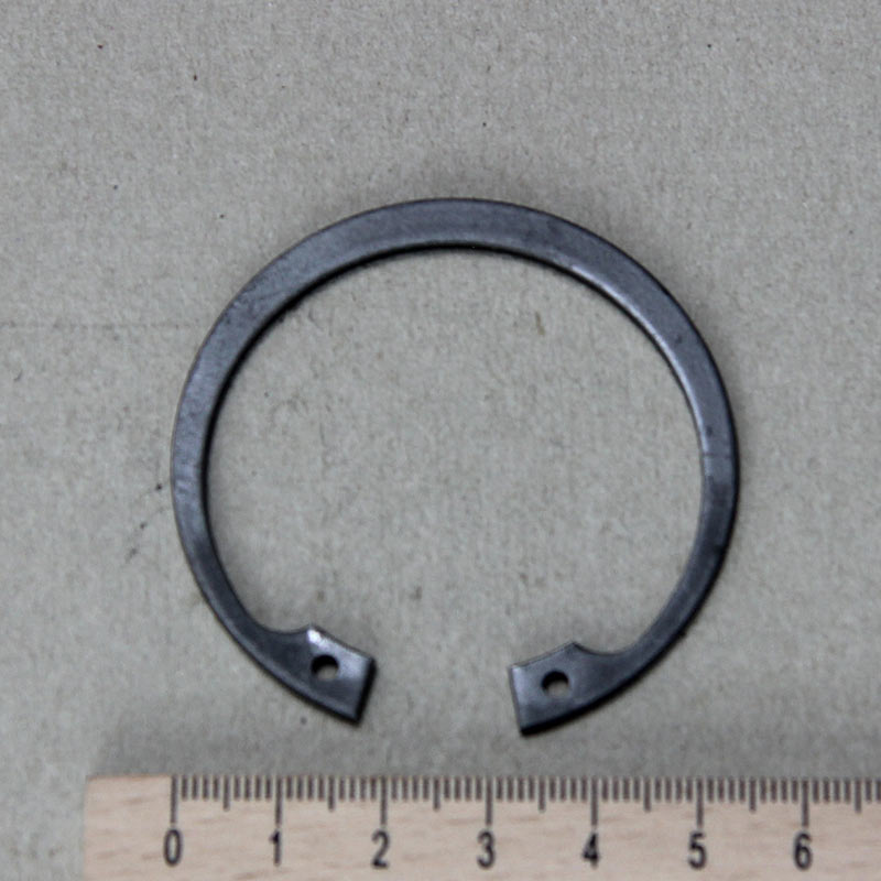 Product image 1 of the product “Circlip INT 2.141 DIA ”