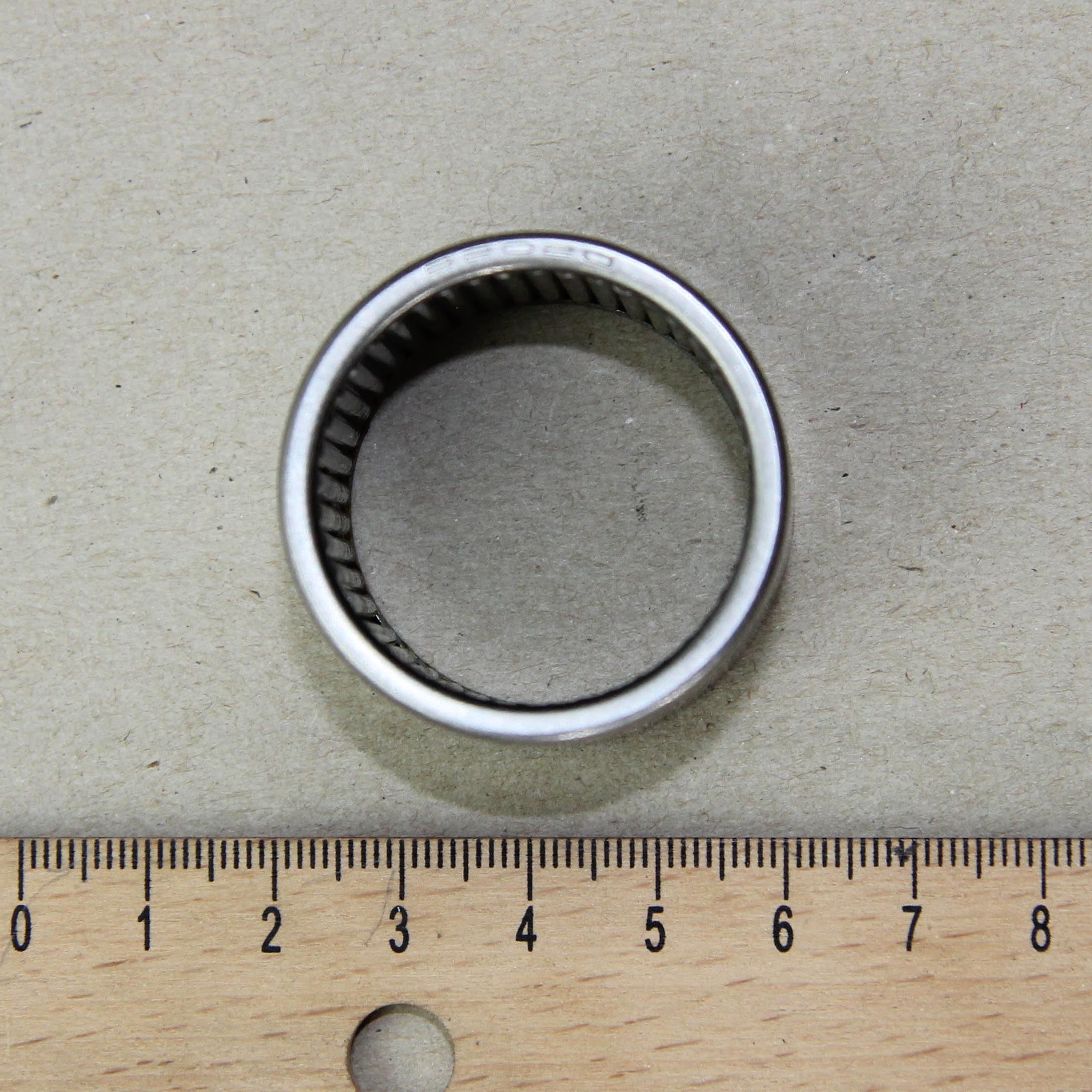 Product image 1 of the product “Steering Box, Output Shaft, Needle Bearing ”
