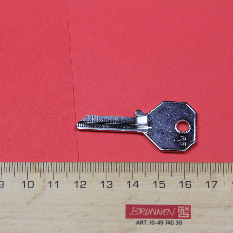 Product image 1 of the product “Key Blank, Master ”