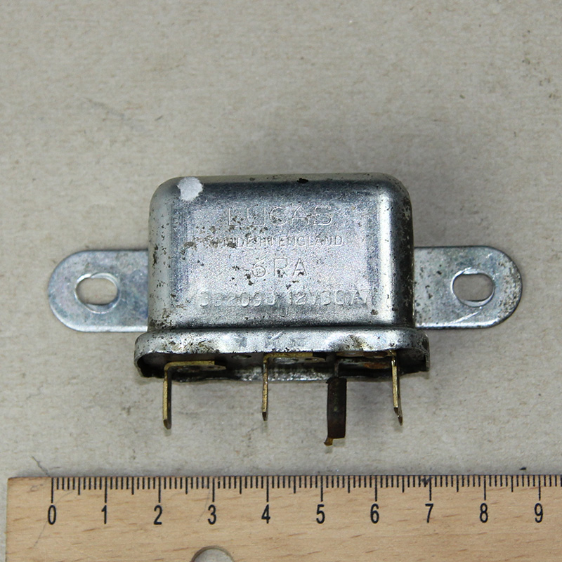 Artikelbild 1 des Artikels “Fensterheber oder Choke, Relais, 4polig, gebraucht “