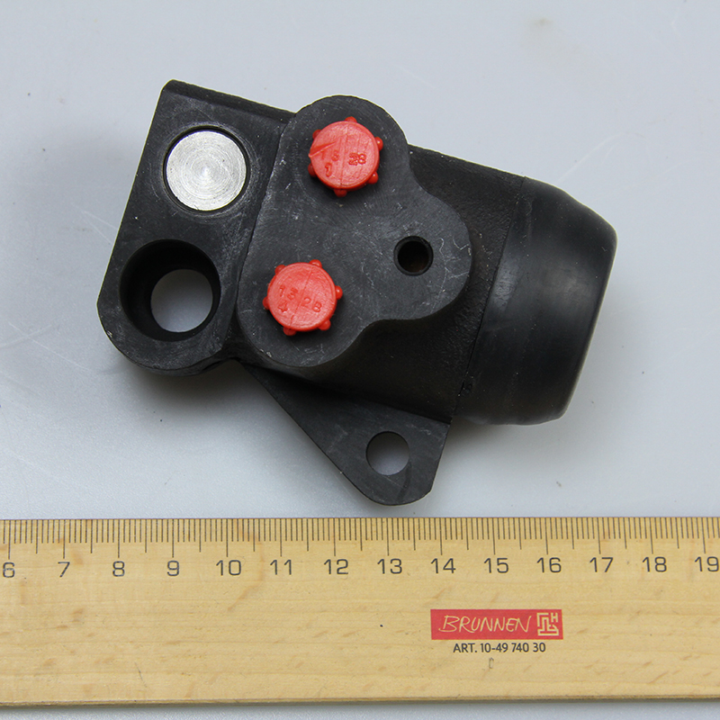 Product image 1 of the product “Front Wheel Cylinder, RH ”